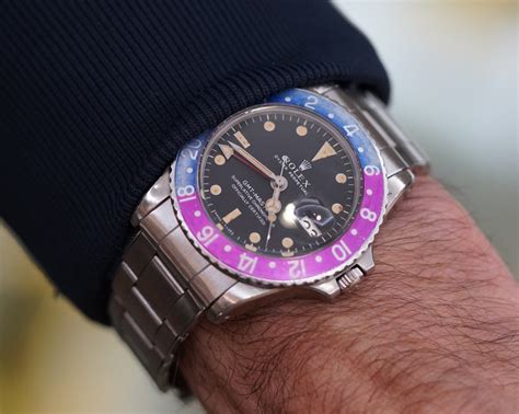 rolex bisel fuchsia|rolex fuchsia gmt.